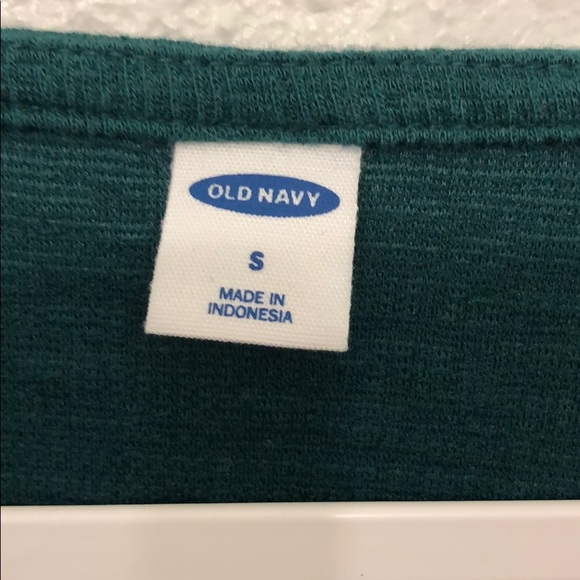 Old Navy V -Neck Textured-Knit Tie-Hem Top - Picture 5 of 6